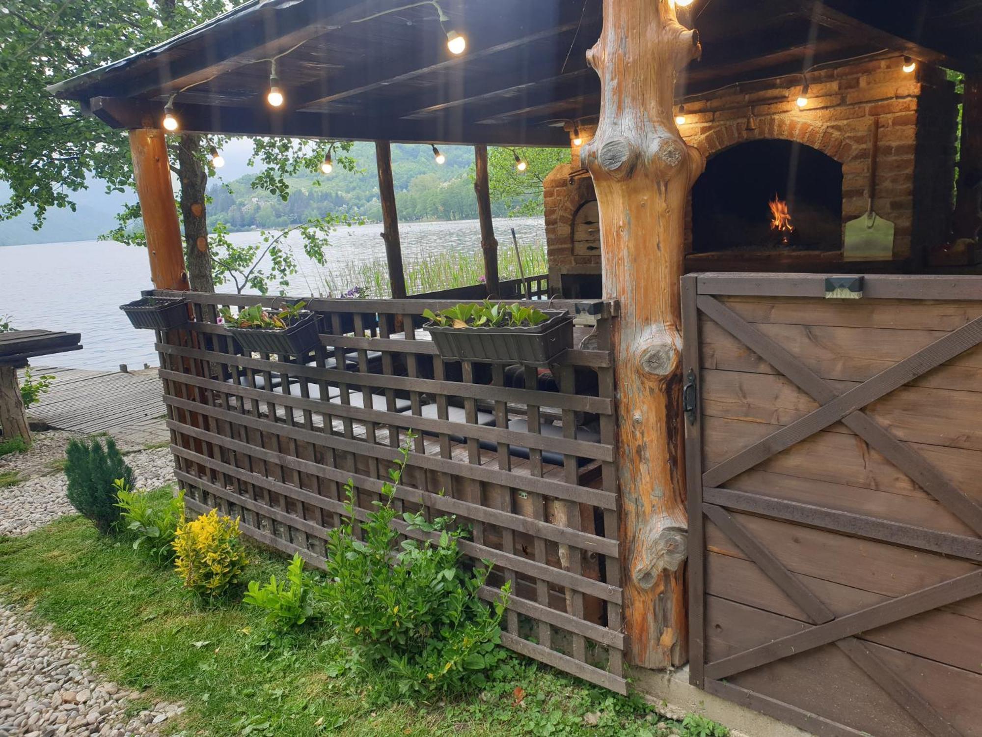 Jajce Lake Cottage-Plivsko Jezero מראה חיצוני תמונה