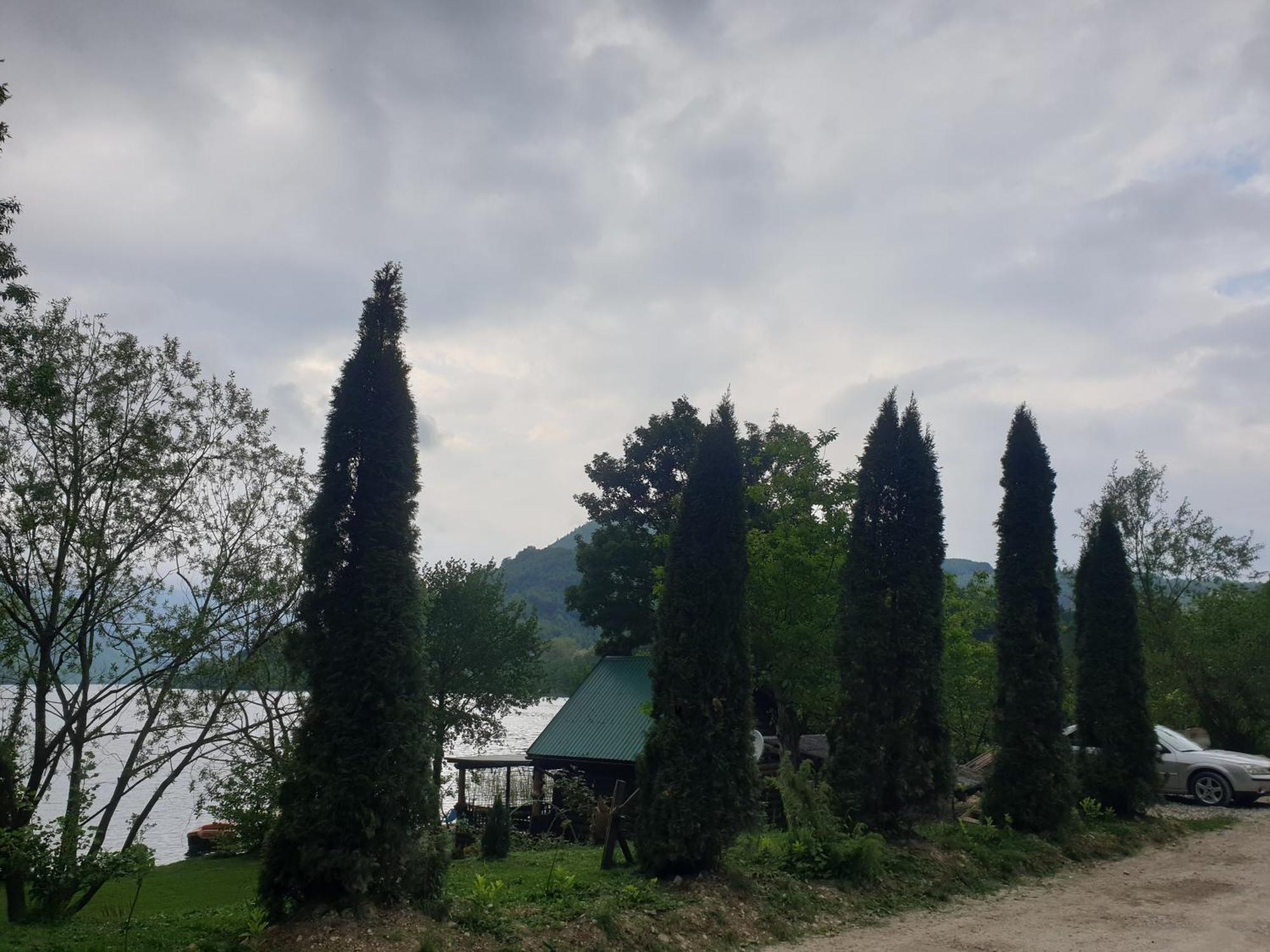 Jajce Lake Cottage-Plivsko Jezero מראה חיצוני תמונה